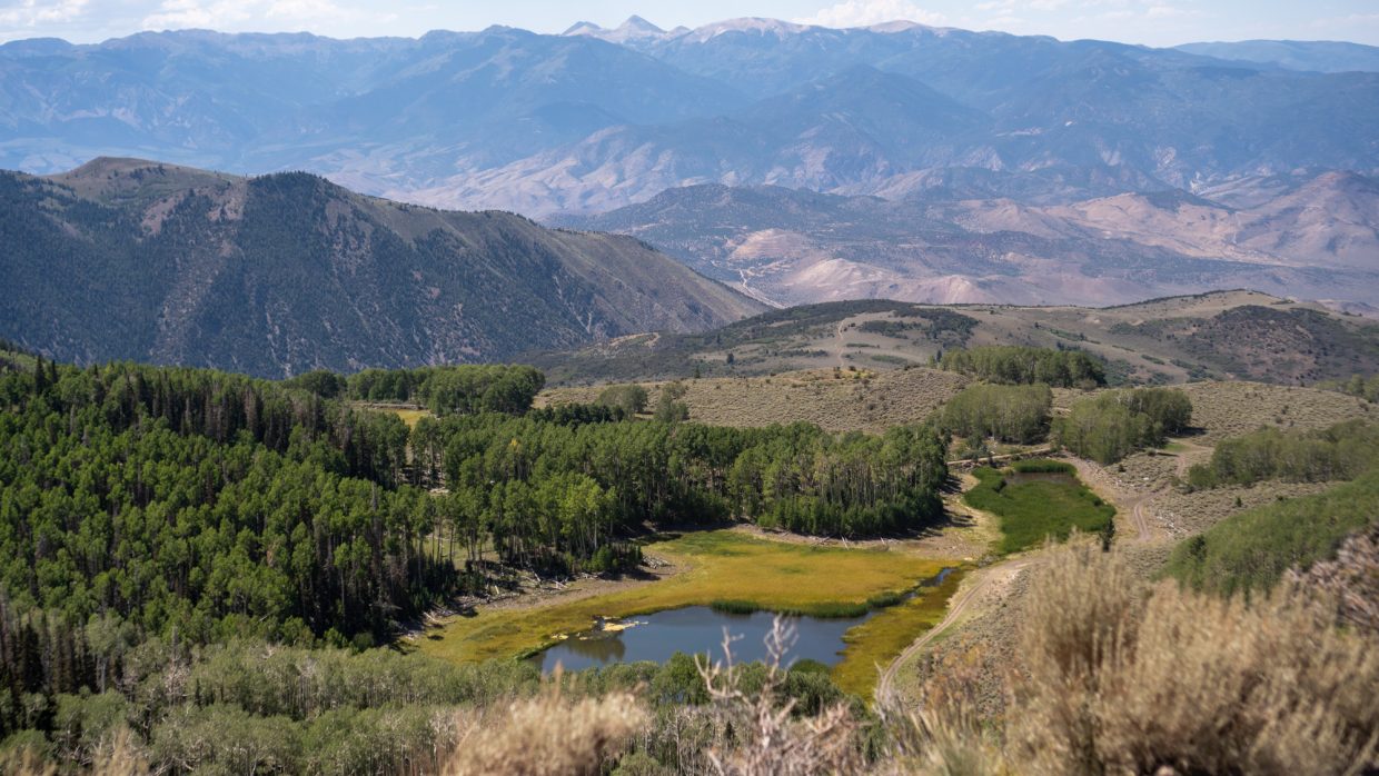 Mountain trails near Manning Meadows